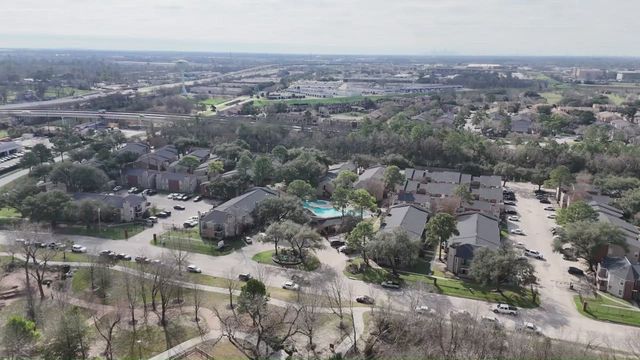 Crescent At Cityview -1100 Langwick Dr, Houston, TX 77060